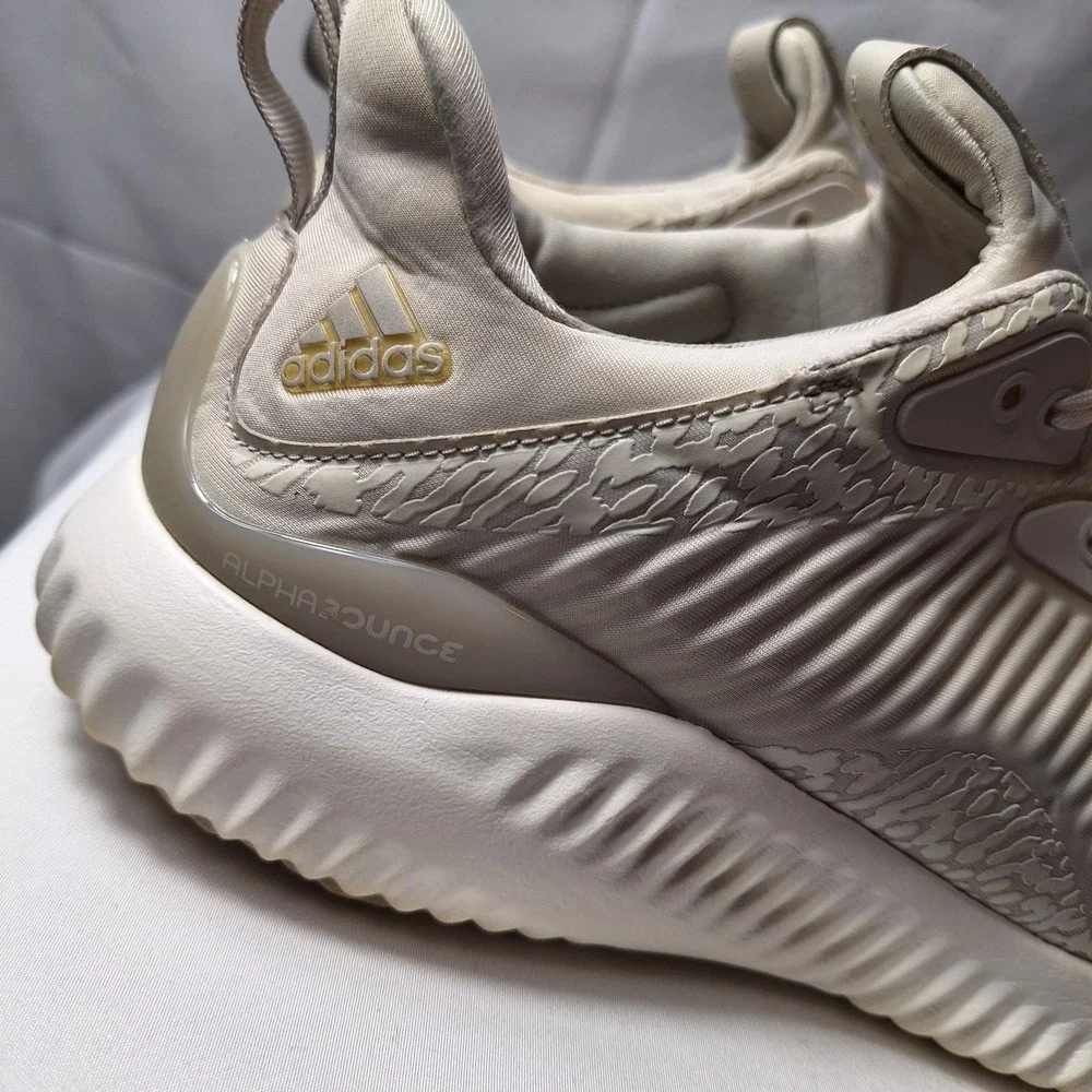 ADIDAS Alphabounce Reflective HPC Sneaker Mens Sz 10 Beige/Ivory Ribbed Midsole